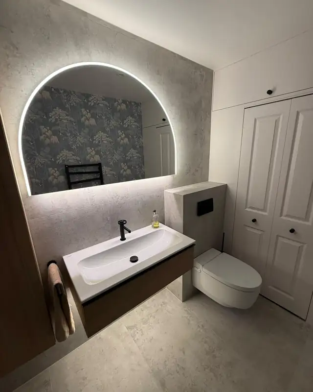 plymouth_toilet_renovation_floating_vanity